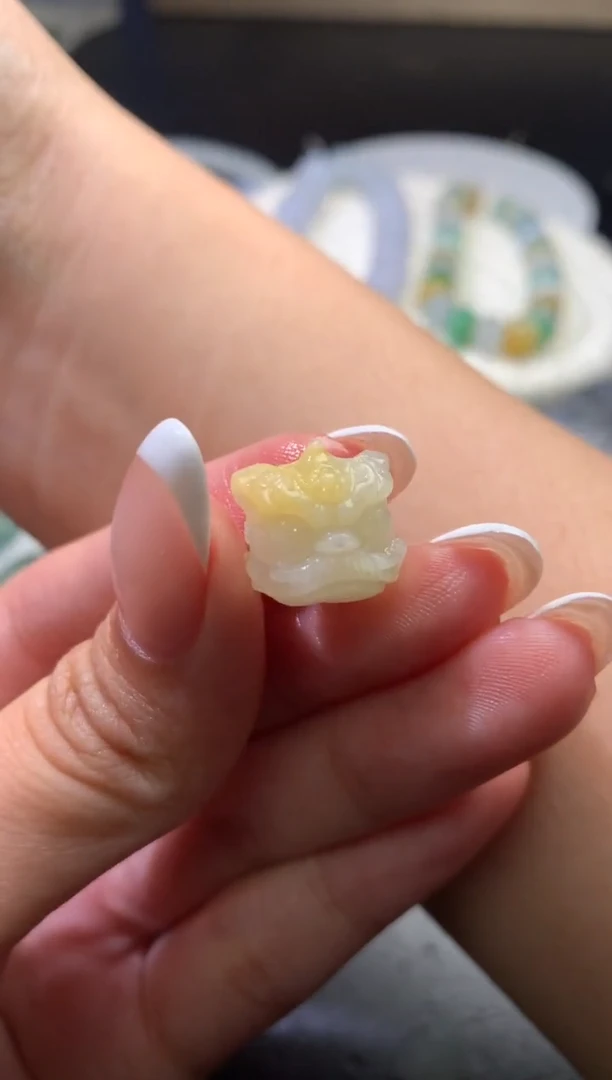 未镶嵌定制翡翠毛货 13-14-12.4