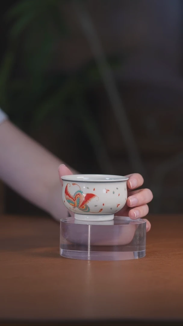 红绿彩蝴蝶卢士杯