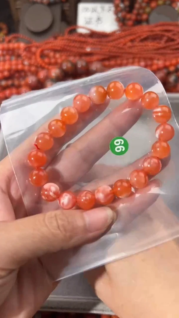 南红玛瑙手串未镶嵌9+