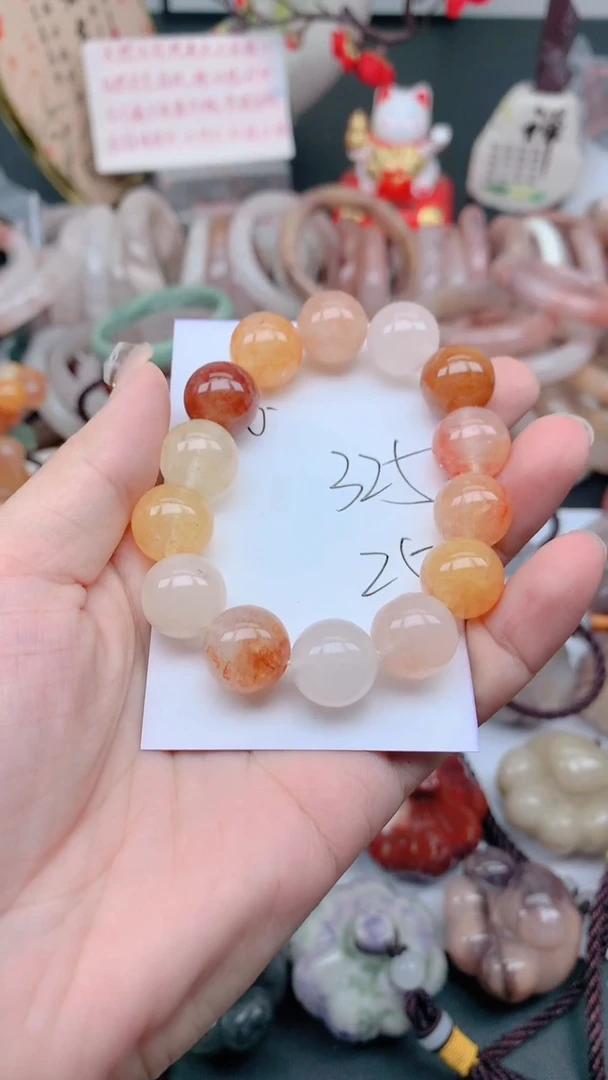 未镶嵌手镯石英质玉325