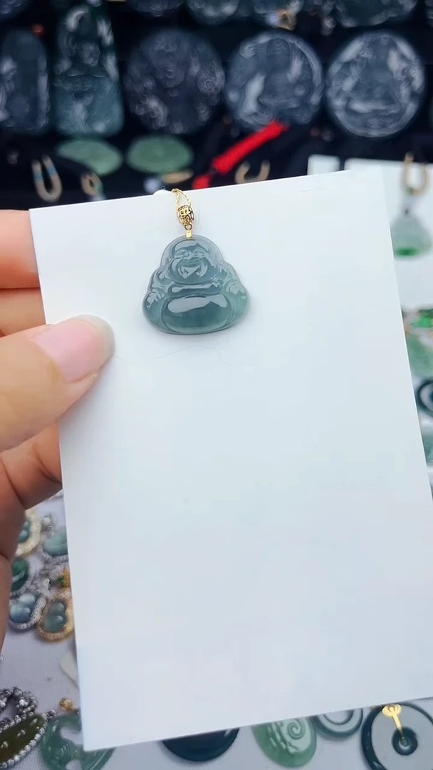 颈饰18K金镶嵌翡翠佛公