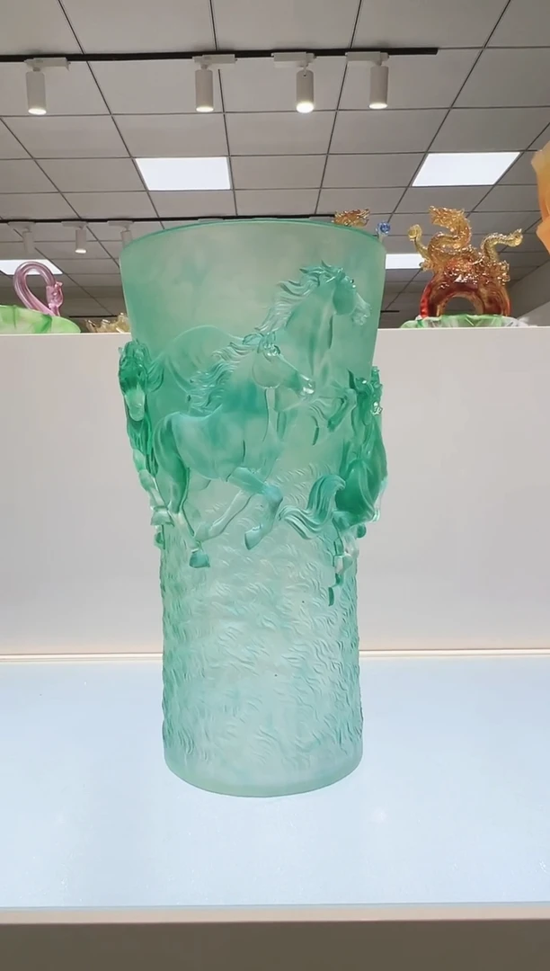 手工艺品琉璃古法琉璃八骏图花瓶