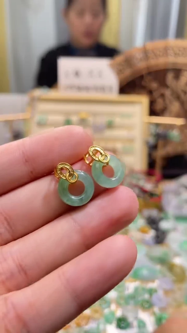 颈饰未镶嵌翡翠甜甜圈一对耳钉