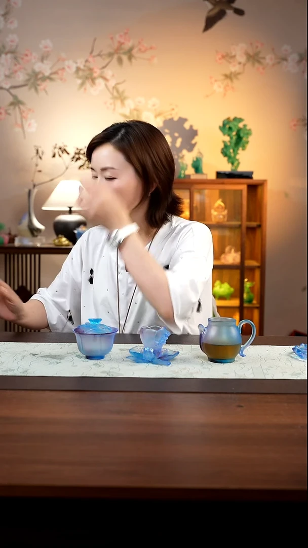 琉璃闪购花杏盖碗+玉兰茶杯+杯垫+静影公道