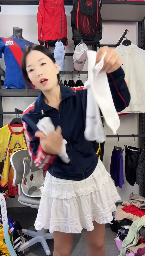 375编码 瑕疵款直播间过款为准 尺码·