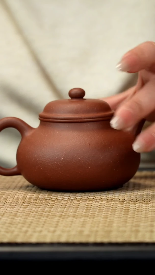 【闪购商品】紫砂茶壶红降坡容天17/*0c