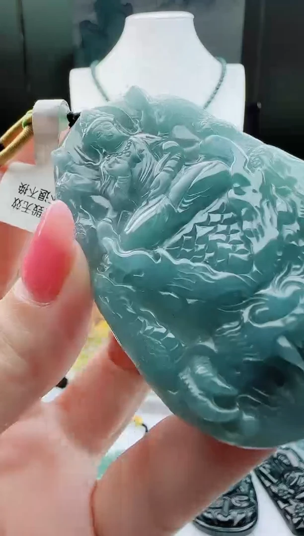 【闪购商品】翡翠颈饰未镶嵌1111111111