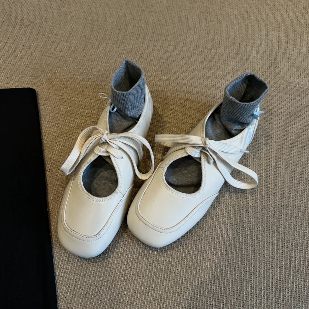 芭蕾风小白鞋女款2025新款系带运动休闲鞋子平底单鞋玛丽珍小皮鞋