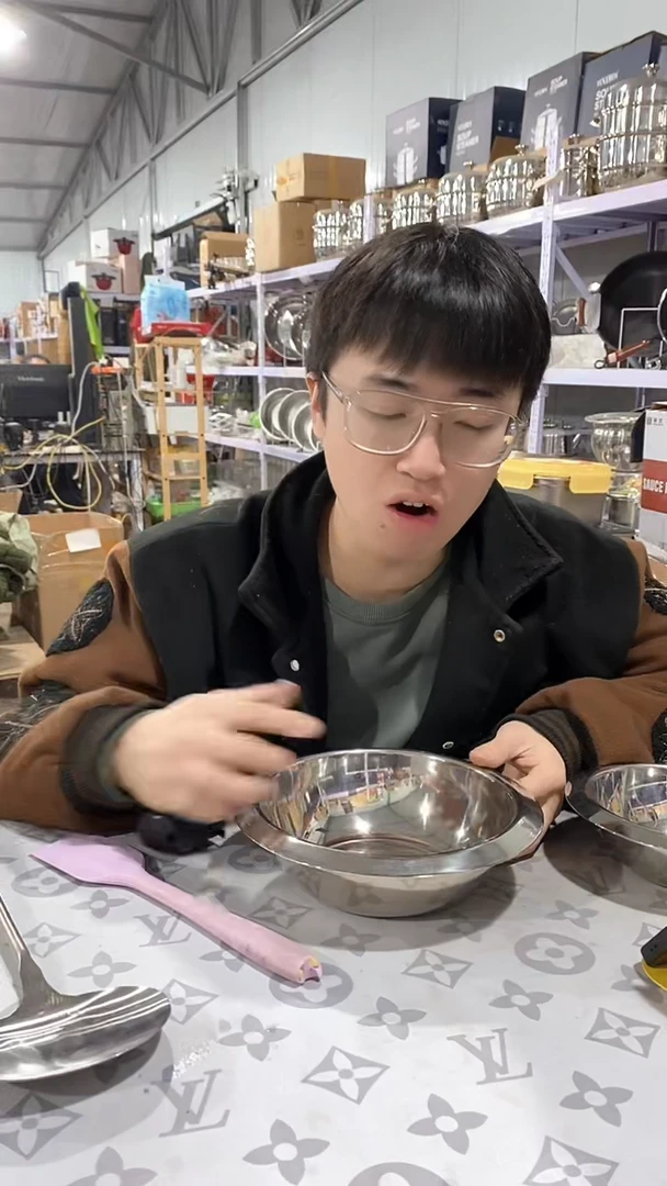 外22怪兽草帽盘瑕疵