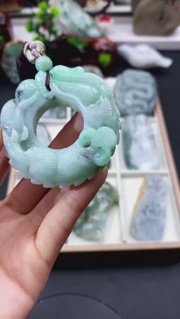 颈饰未镶嵌翡翠天然缅甸A货翡翠