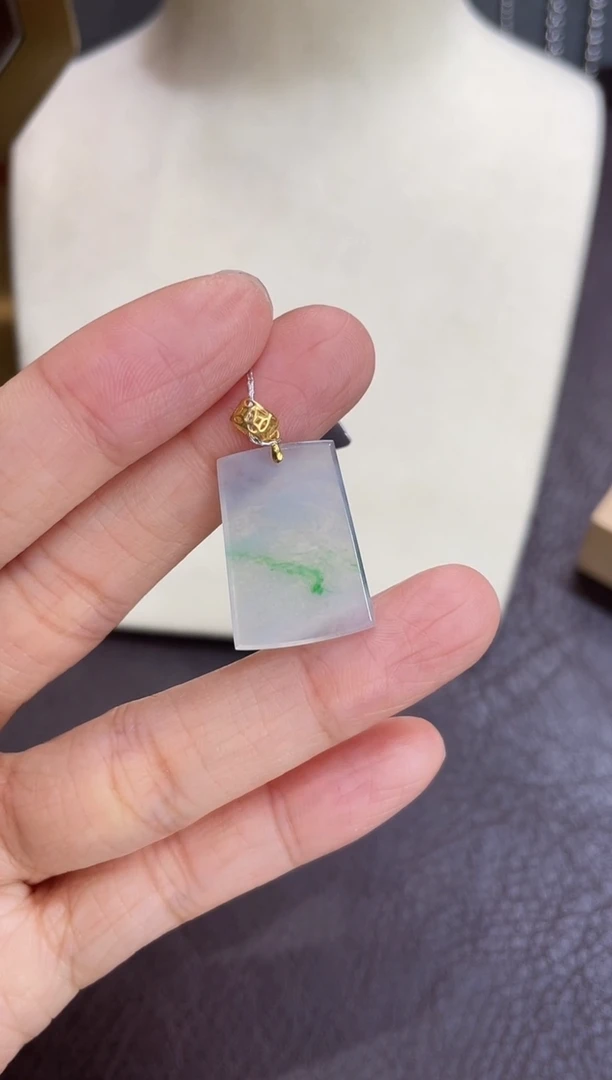 18K金镶嵌挂件翡翠ZHG01029-17