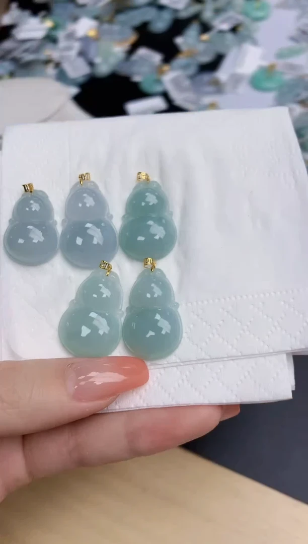 【闪购商品】翡翠颈饰18K金镶嵌多样性发其一