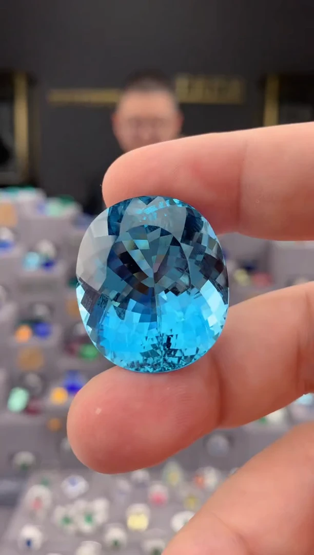 海蓝宝石裸石63ct 海蓝宝石