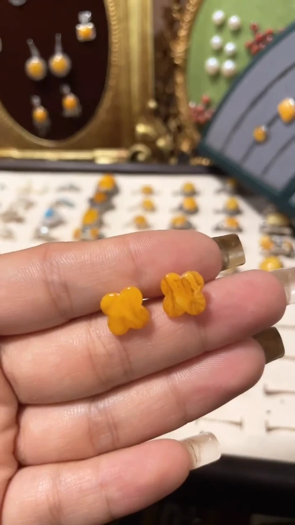 无925银索南措姆四叶草耳钉