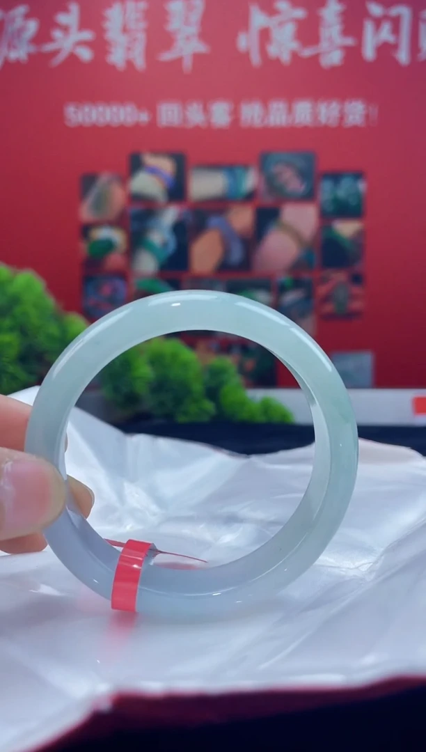 翡翠手镯未镶嵌手镯5