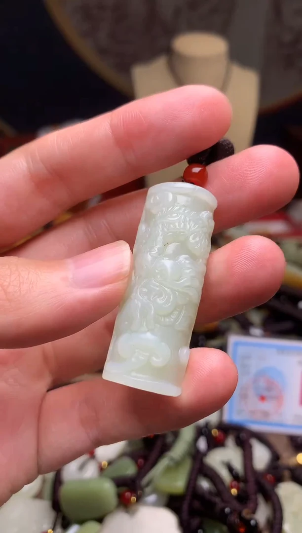 颈饰未镶嵌和田玉新疆料青海料清水和田玉吊坠