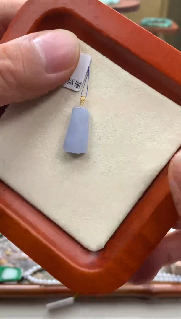 翡翠18K金镶嵌吊坠(不含链)无事柱