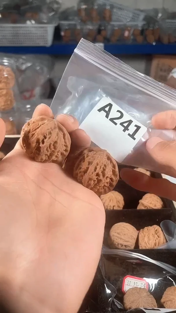 把件文玩核桃41宫灯核桃