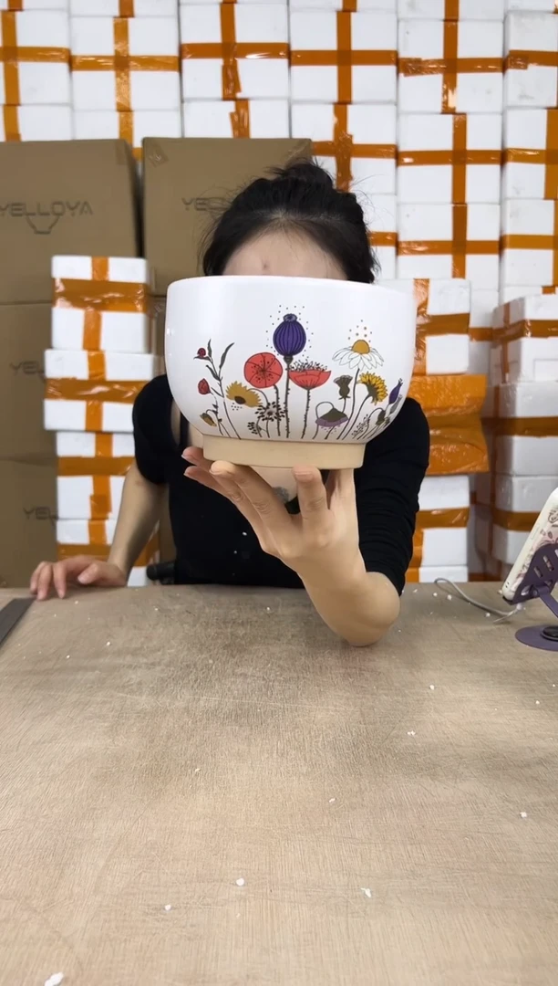 大碗紫砂彩色小号15x11