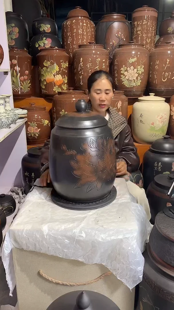五号龙蛋型线雕水缸牡丹图