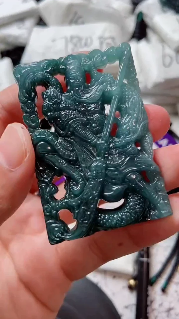 颈饰未镶嵌翡翠多样性发货只发其一