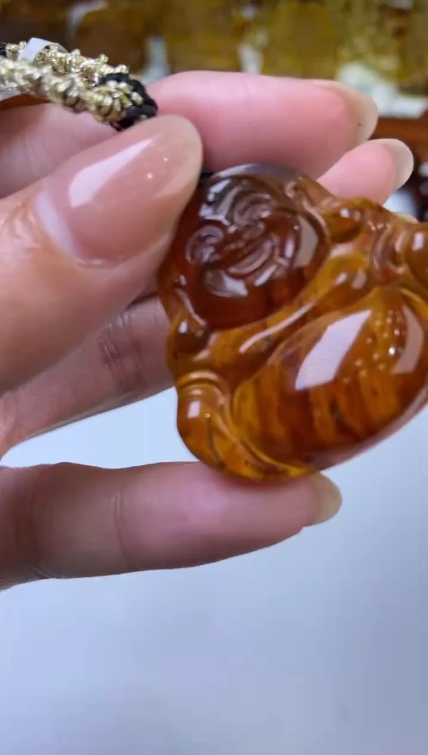 未镶嵌琥珀颈饰2201671