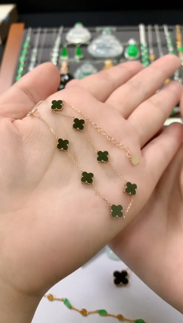 18K金镶嵌手链翡翠64