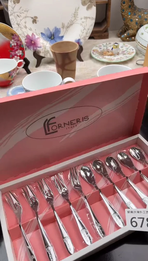 A****妞A          678