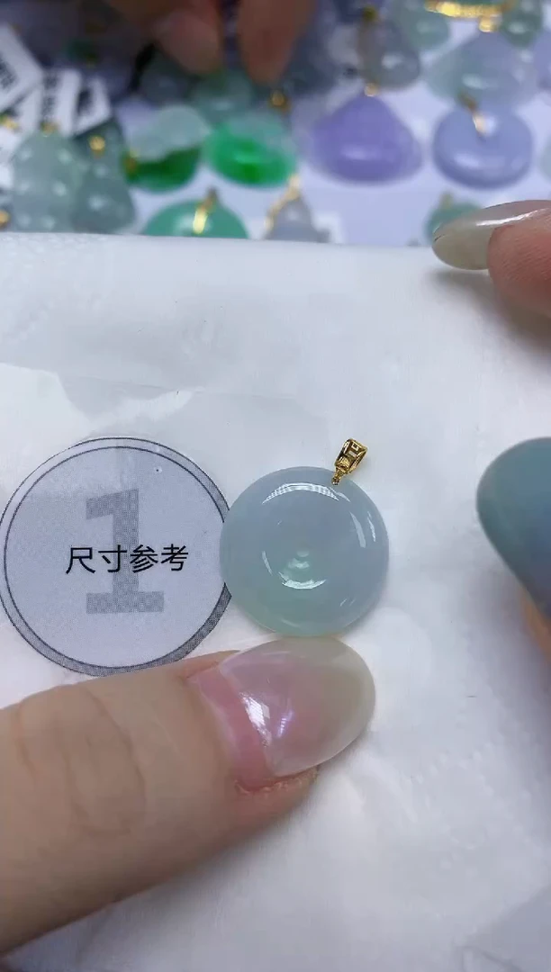 翡翠18K金镶嵌颈饰天然缅甸翡翠A货百元以上9元证书费自理