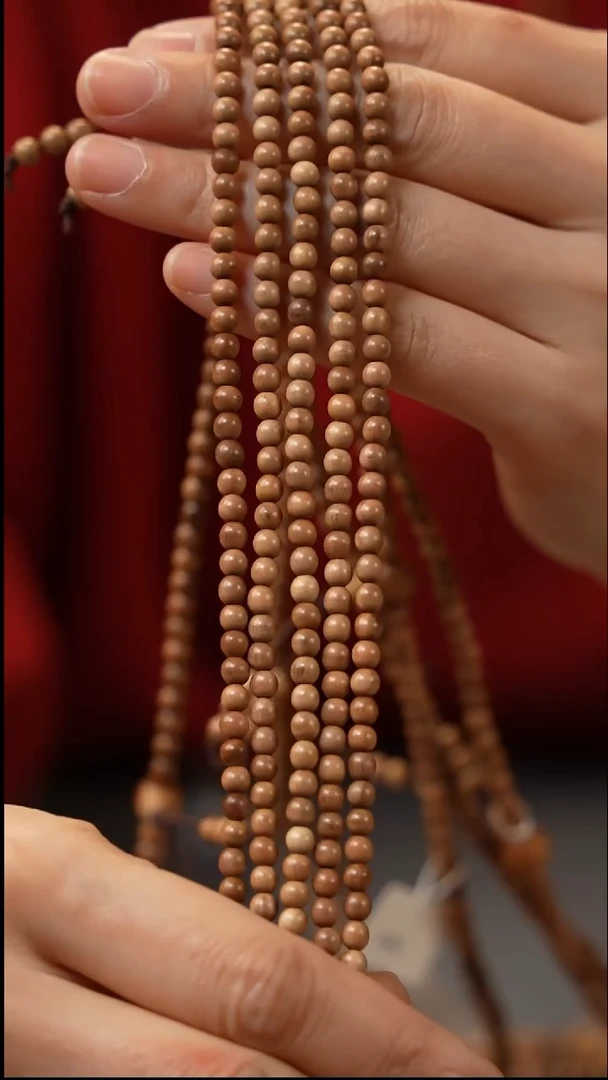 【闪购商品】檀香木手串/手链0.4多圈-259多样性随机发一个