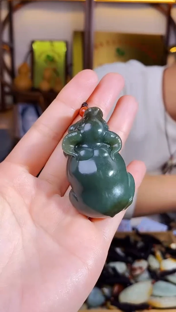 【闪购商品】和田玉颈饰未镶嵌1