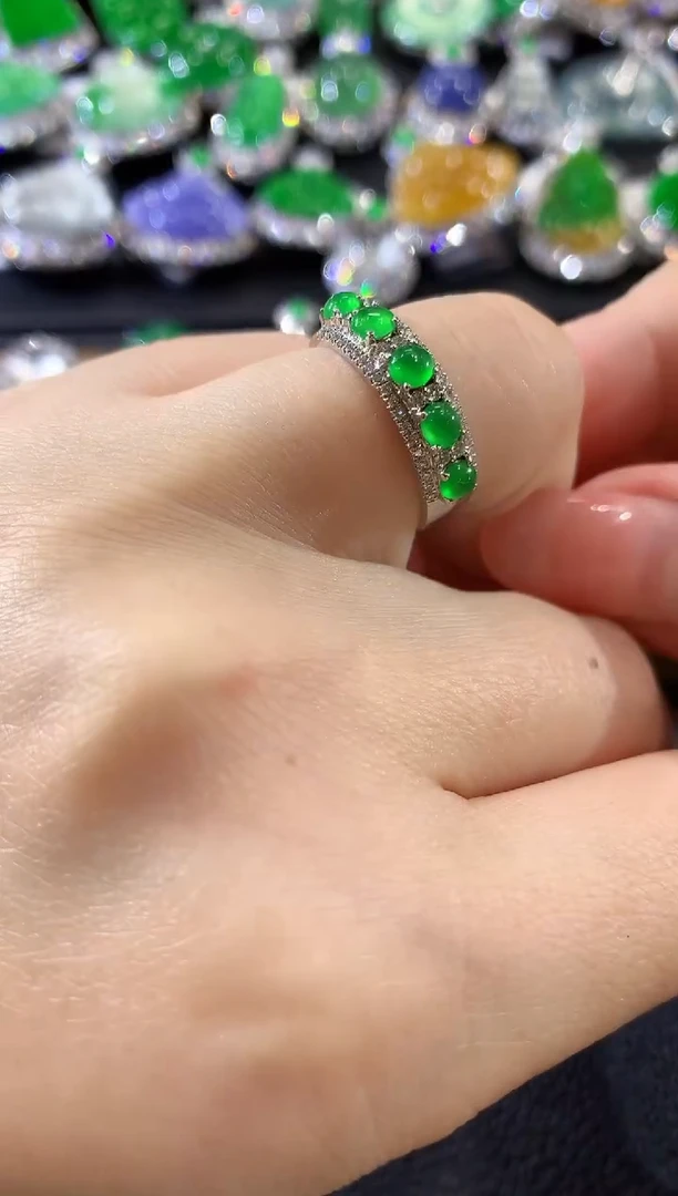 18K金镶嵌戒指翡翠C14