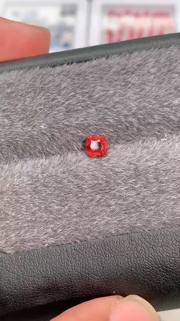 【闪购商品】尖晶石裸石未镶嵌钒尖晶