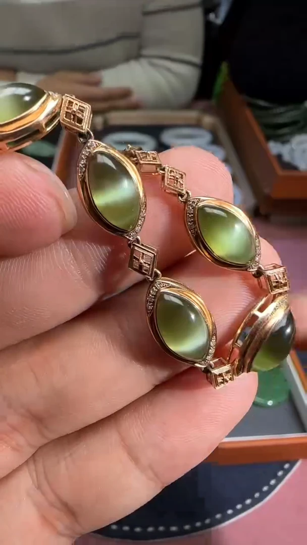 18K金镶嵌和田玉挂件【陆1108】69 7026