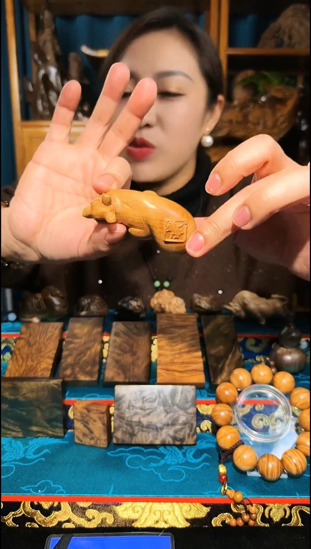 金丝楠《燊若坊》：正宗金丝楠木小叶桢楠1