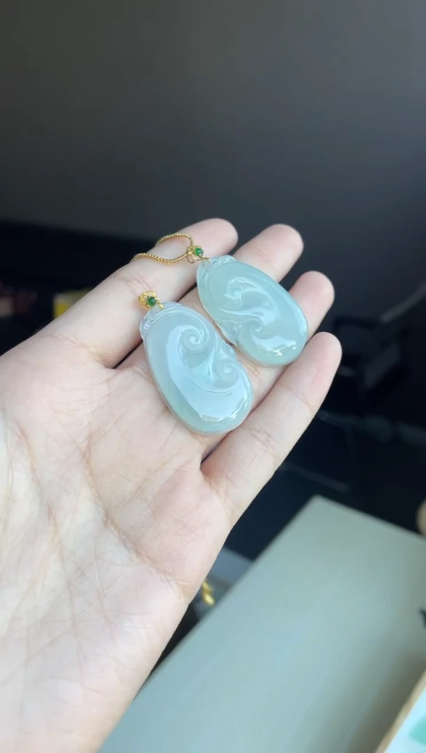 吊坠(不含链)18K金镶嵌翡翠天然缅甸A货翡翠多样性发其一