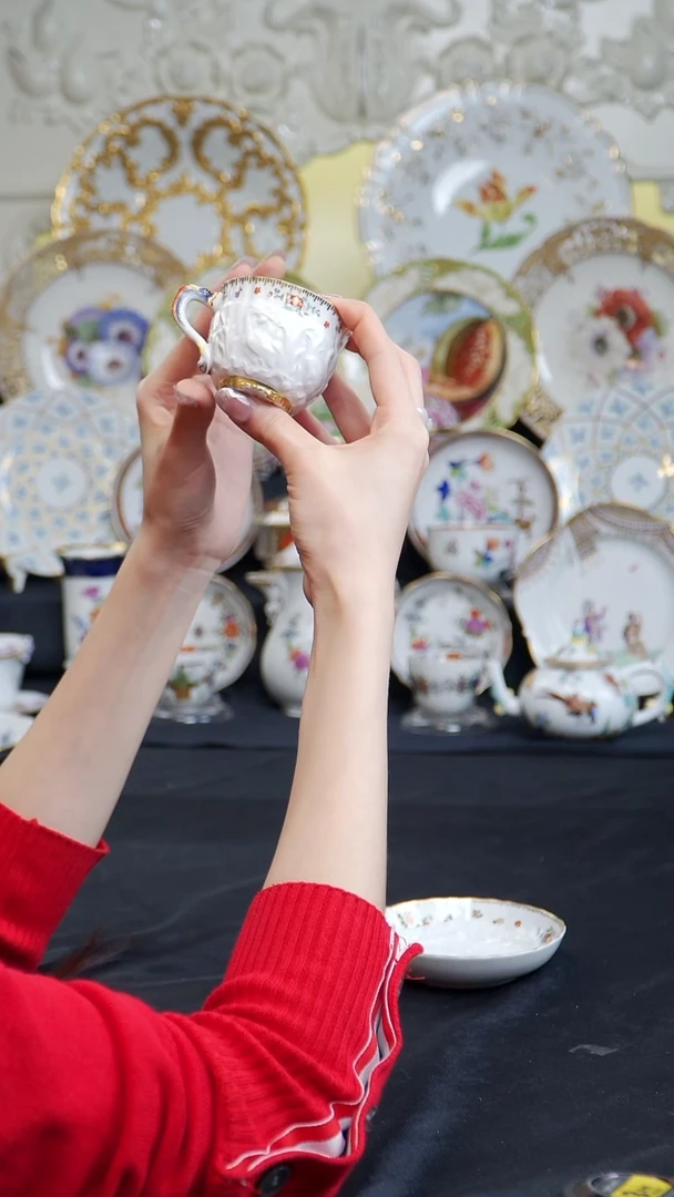 骨瓷婷婷中古器物如图所示55