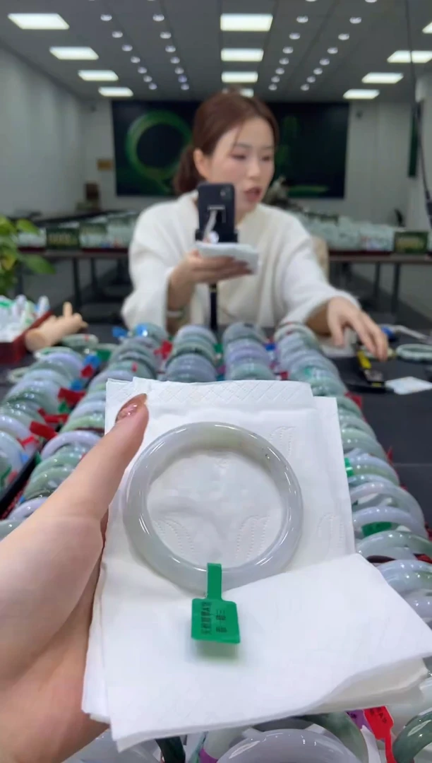 未镶嵌手镯翡翠0040717