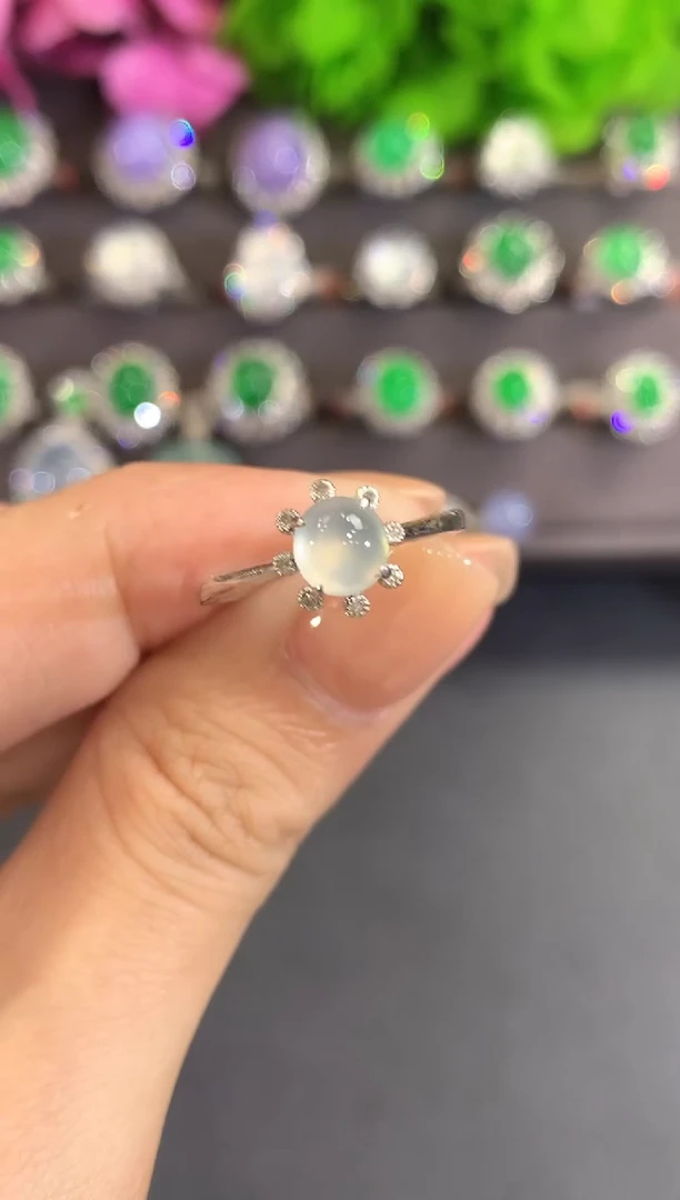 18K金镶嵌戒指翡翠a31