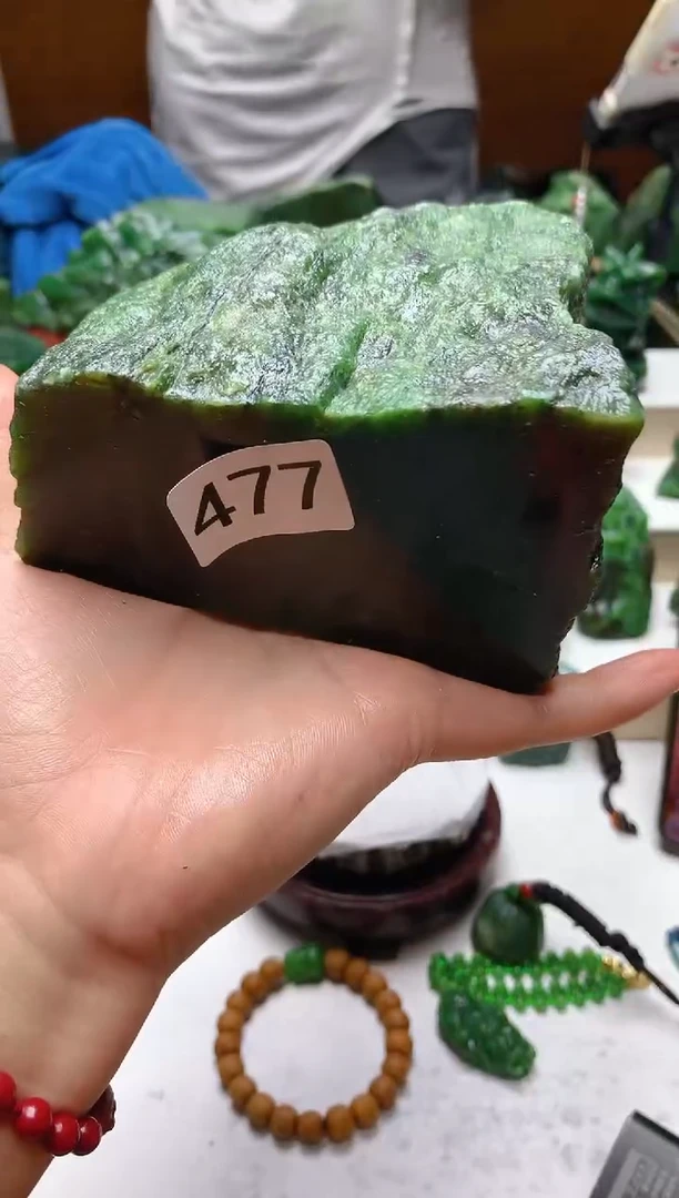 未镶嵌和田玉（碧玉）珠宝半成品1