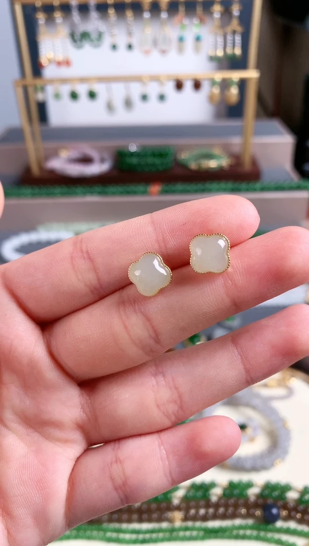 银S925镶嵌和田玉耳饰1