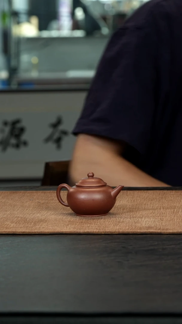 茶壶紫砂小水平底槽青60cc