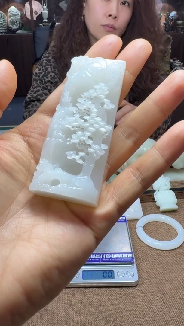 【闪购商品】和田玉颈饰未镶嵌1