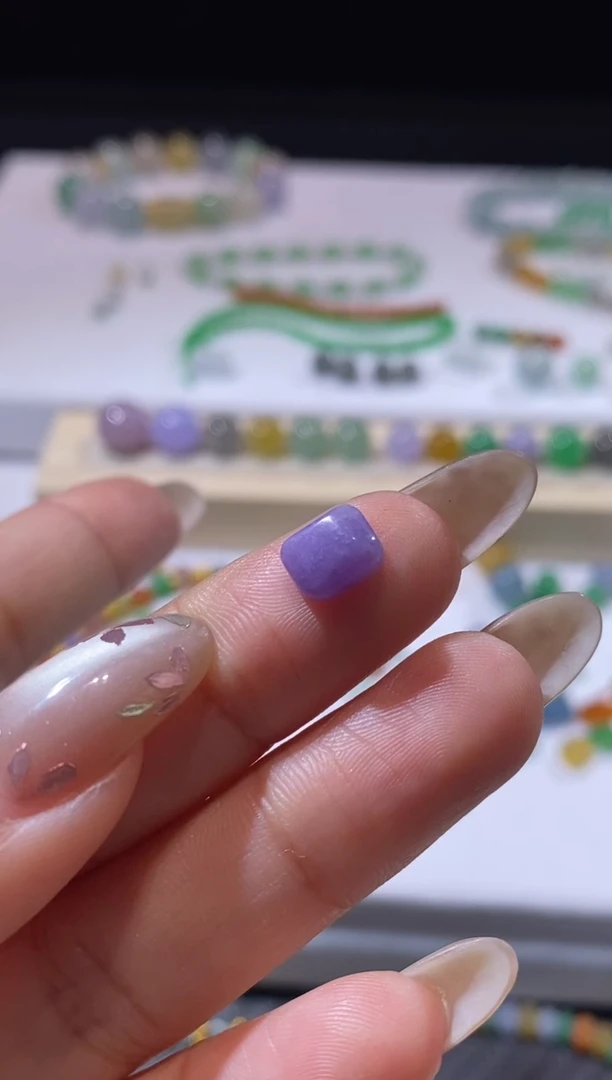 未镶嵌定制翡翠樱****人卡5.9/7.4/3.8随形  买断不退换