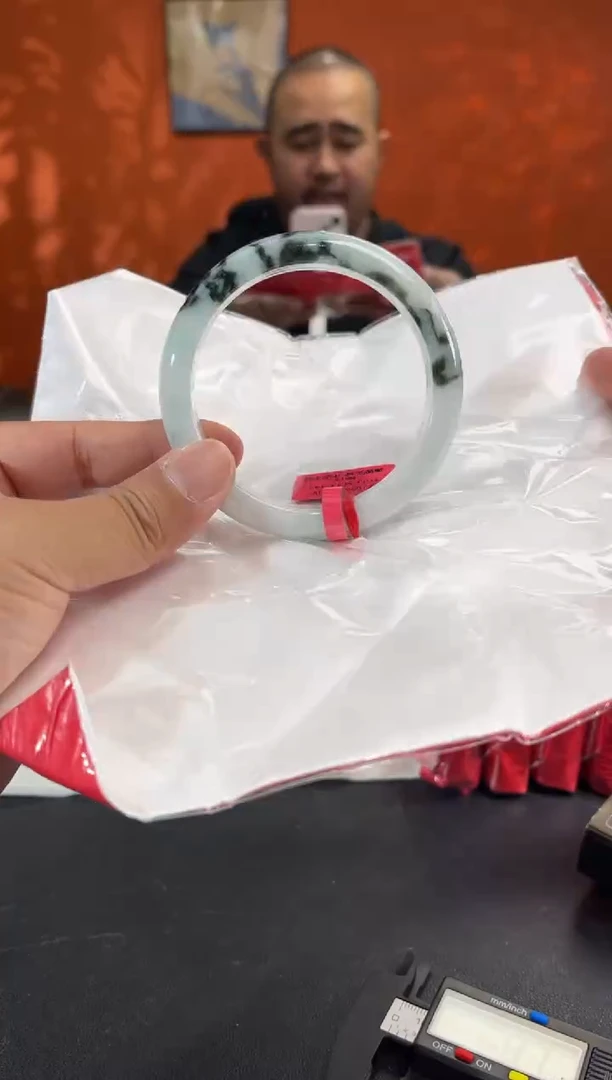 未镶嵌手镯翡翠7  6061