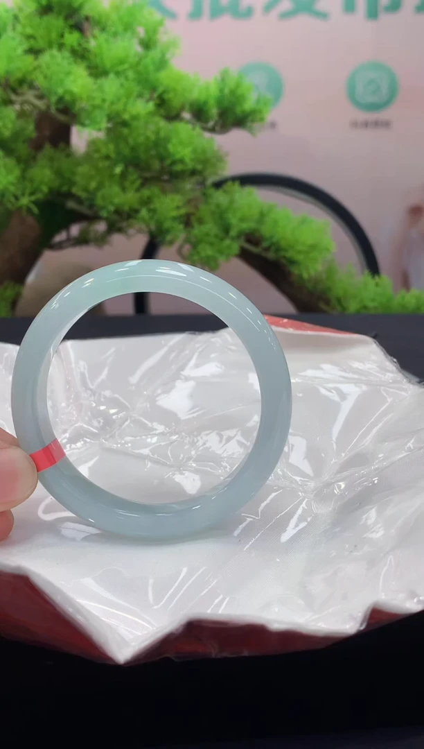 未镶嵌手镯翡翠翡翠手镯