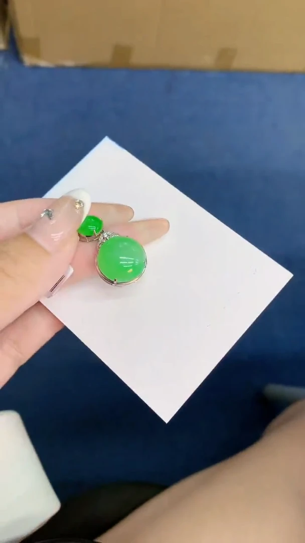 翡翠18K金镶嵌吊坠(不含链)赛***a1