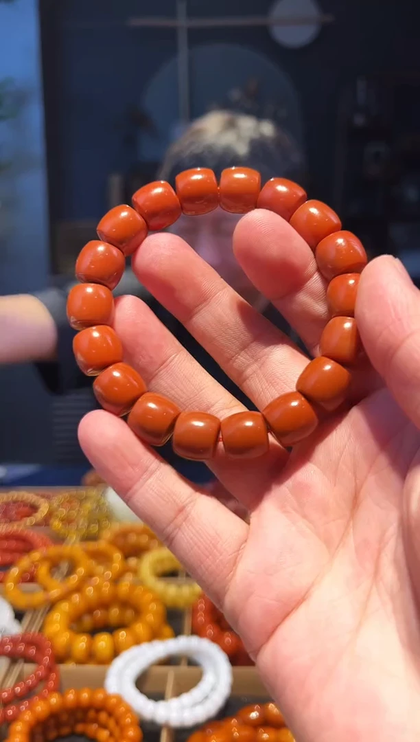 未镶嵌手链南红玛瑙13+直切