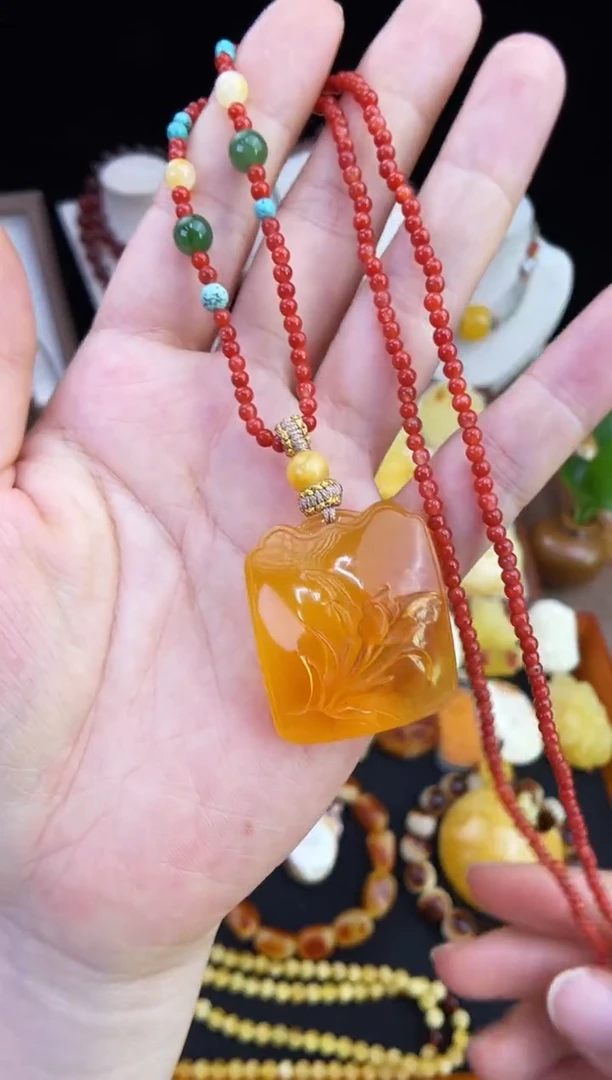 琥珀未镶嵌珠宝奇石柒月