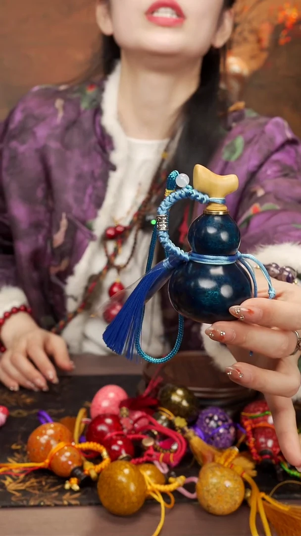 283 --大漆开口小葫芦----178